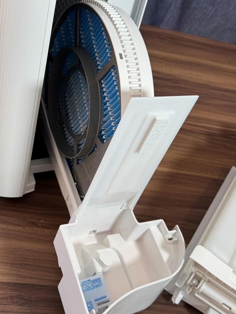 シャープ 加湿空気清浄機 KC-L50-W 高性能フィルター搭載