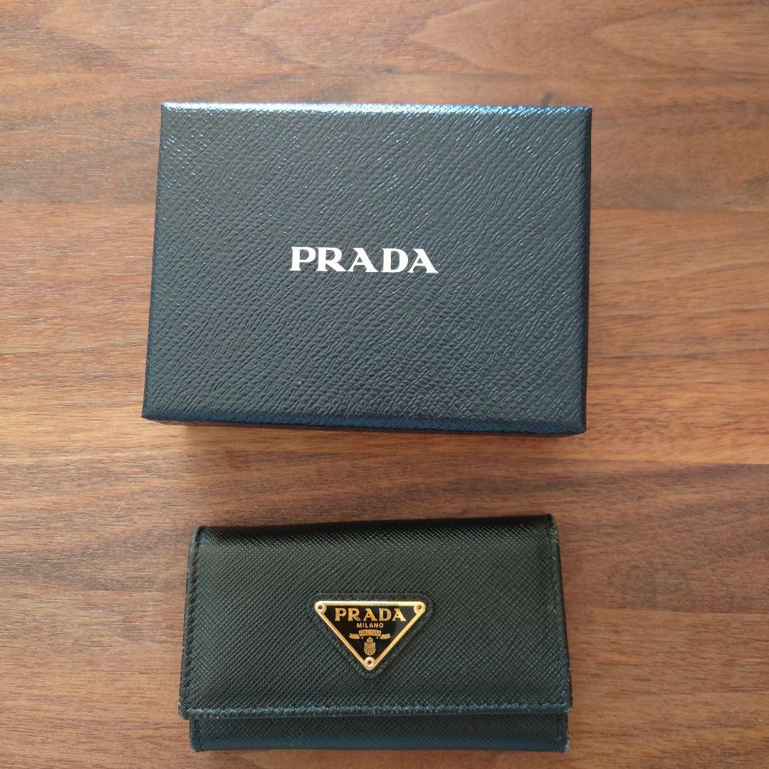 PRADA ブラック 三つ折りキーケース