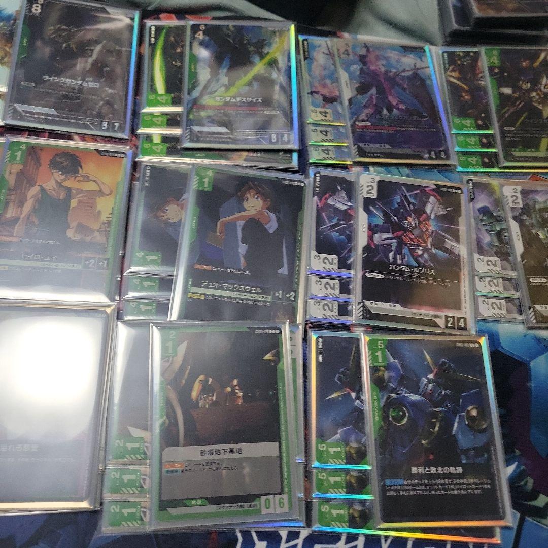 ガンダムカード　緑白ウイングガンダムデッキ
