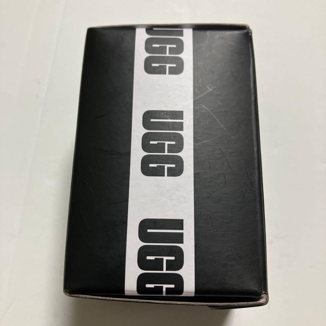 【開封品】UGG ベアブリック　アグ