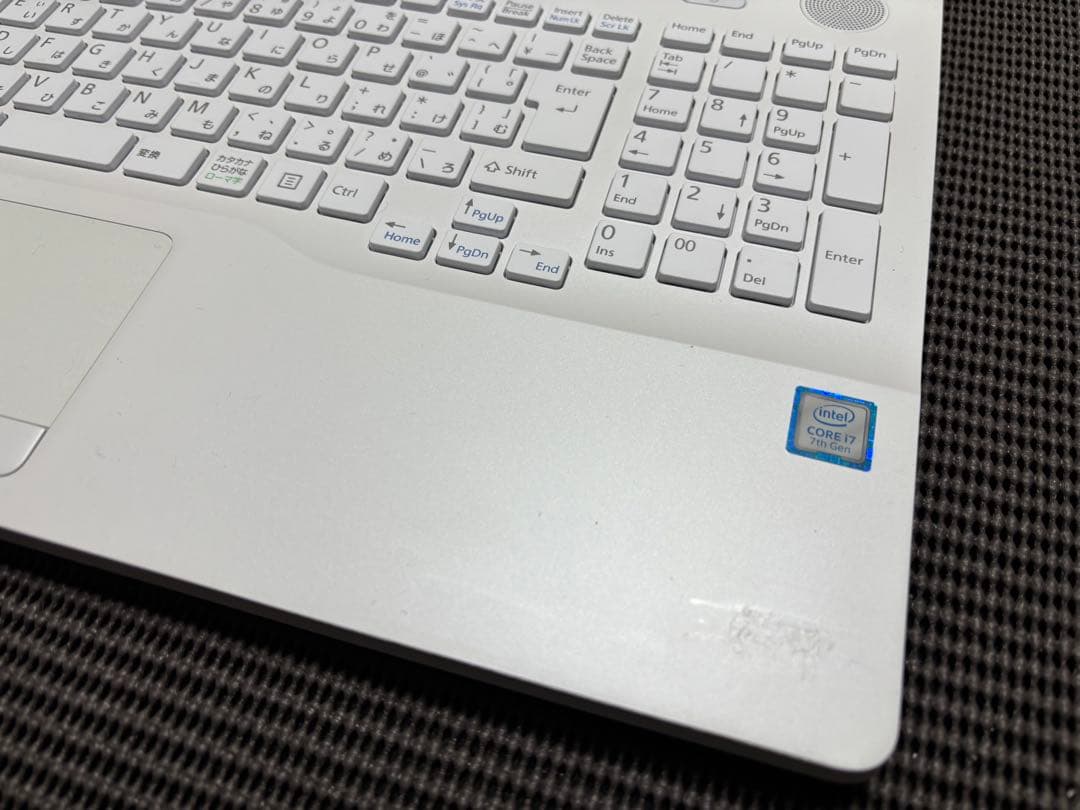 Windowsノート本体 LIFEBOOK AH50/B3 i7-7700 SSD256GB 8GB