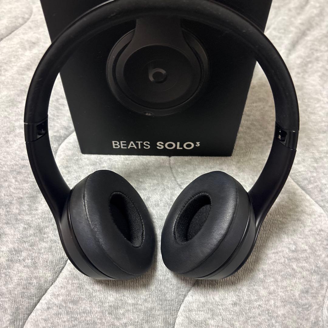 BEATS SOLO 3ワイヤレスヘッドホン