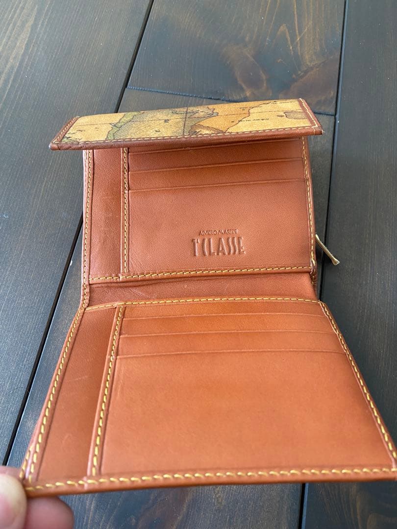 【美品】PRIMA CLASSE プリマクラッセ 三折財布 ホック式（地図柄）