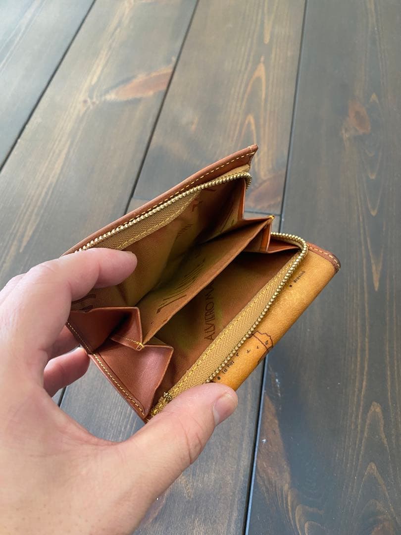 【美品】PRIMA CLASSE プリマクラッセ 三折財布 ホック式（地図柄）