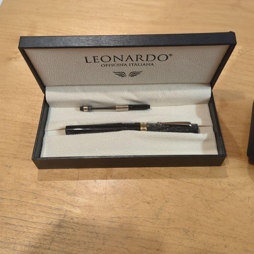 万年筆 　LEONARDO ノスタルジア エテルニタグレー　日本限定モデル