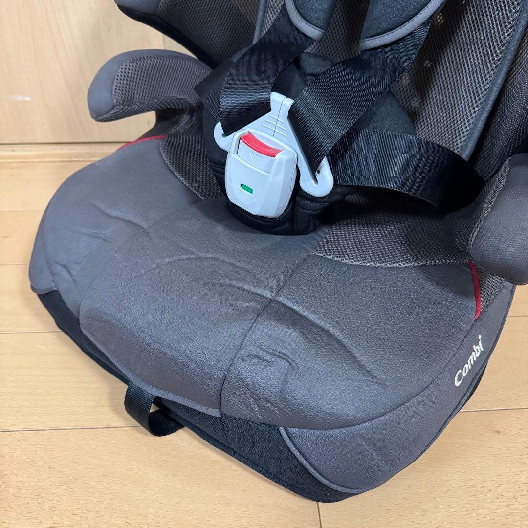 歳末限定特価セール☆ コンビ　ジョイトリップ　チャイルドシート　ジュニアシート