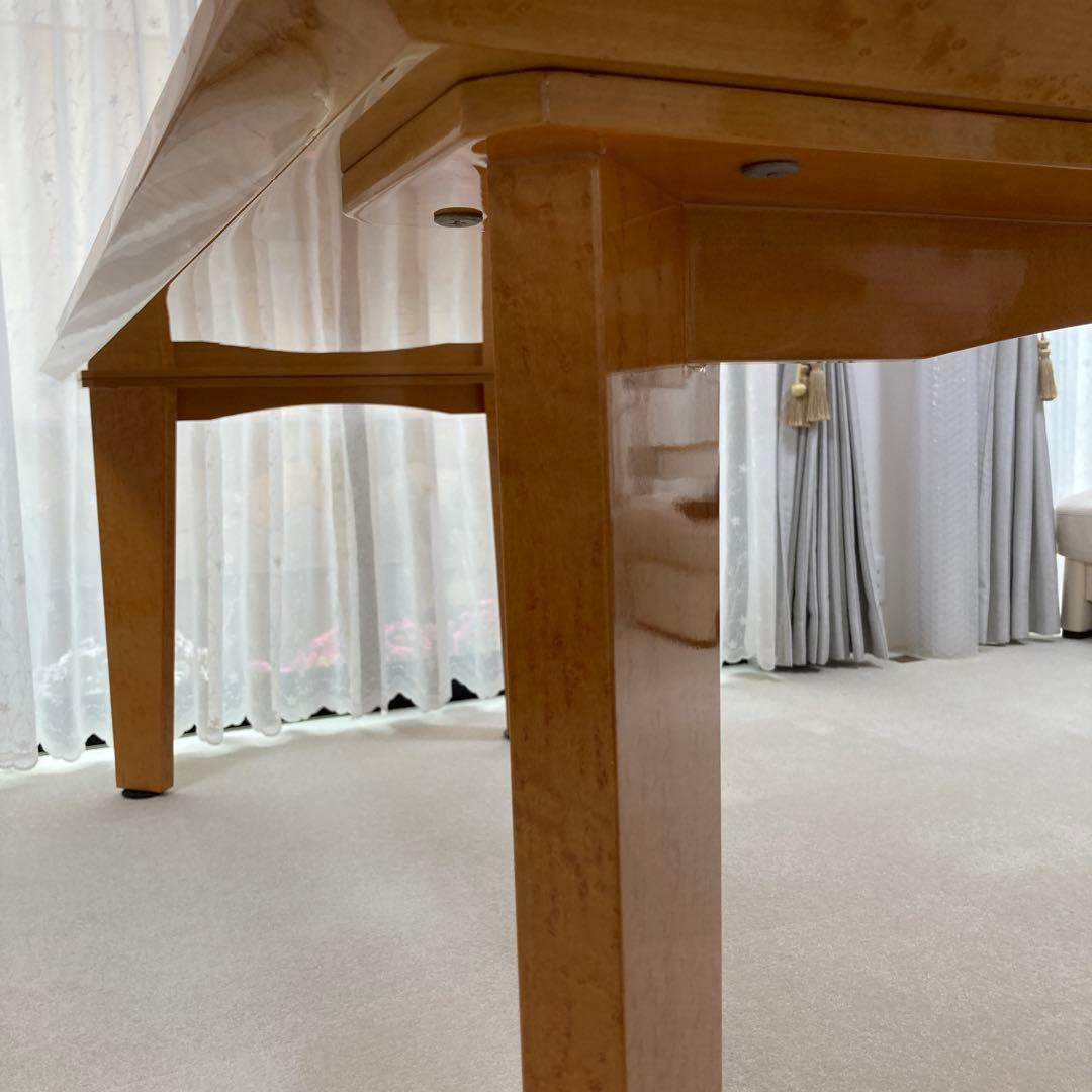 大塚家具　スプレンダー　バーズアイメープルダイニングテーブル