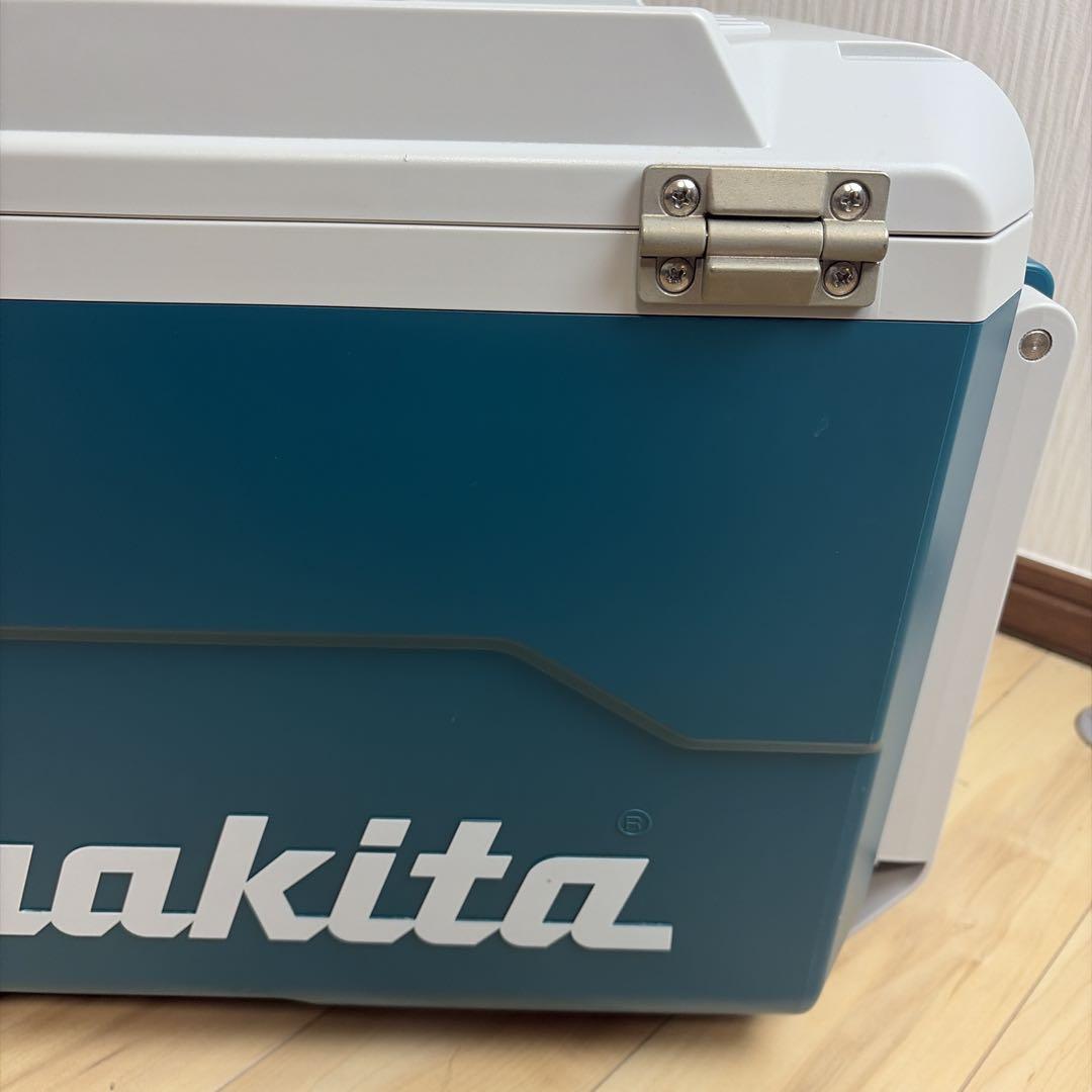 makita マキタ CW180D 充電式保冷温庫　ジャンク