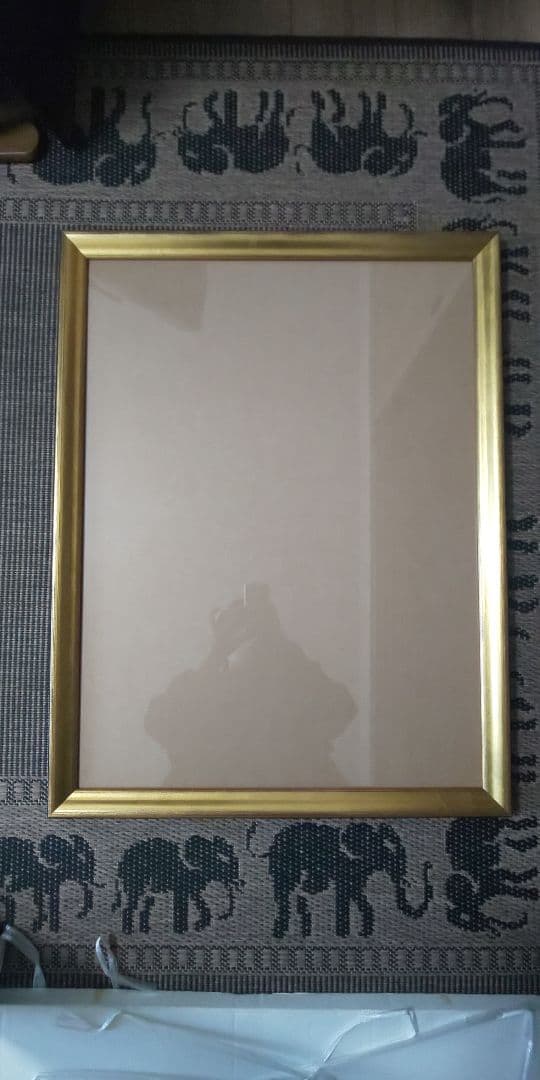 金色の木製額縁