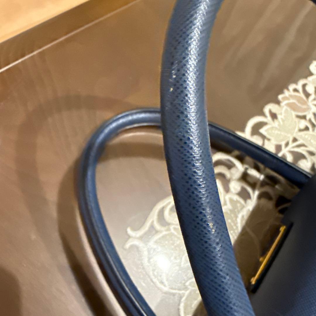 PRADA ブルーハンドバッグ