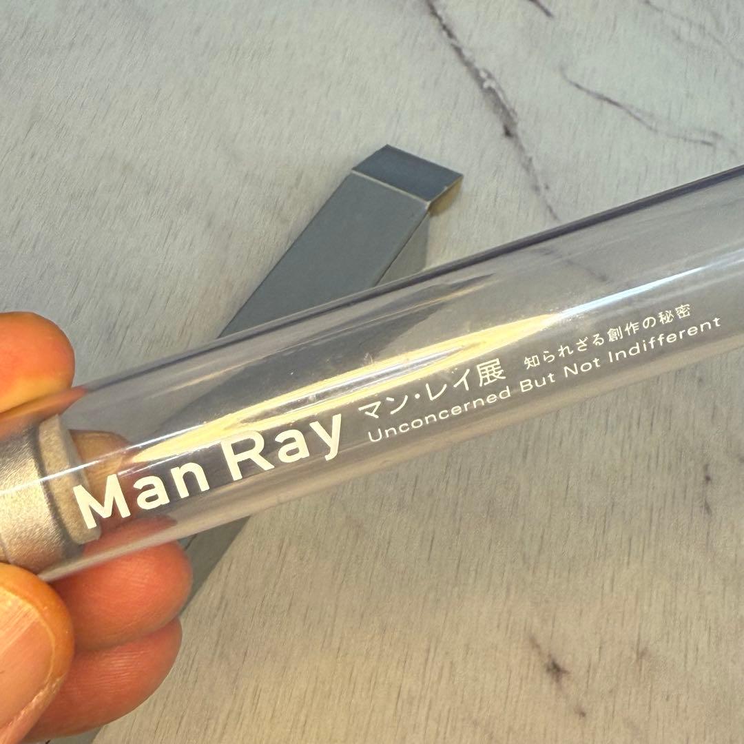 Man Ray 唇型ボールペン