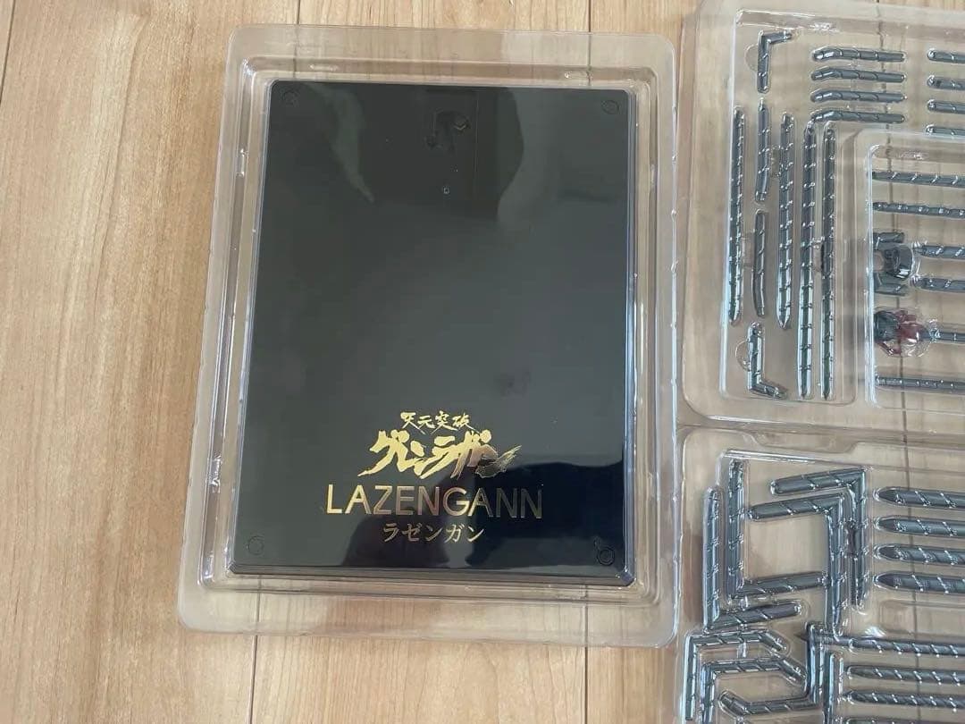 値下 オマケ付 CCSTOYS グレンラガン ラゼンガン 合金 フィギュア