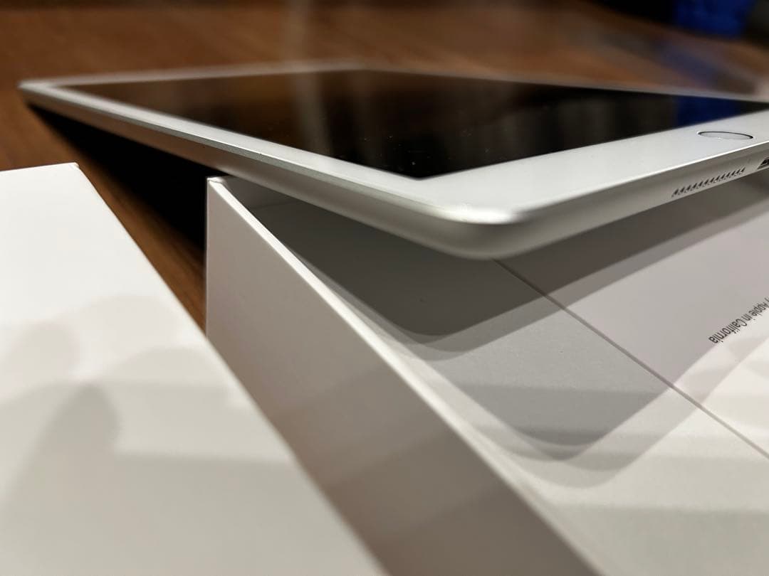 iPad 128GB 第7世代　wi-fi