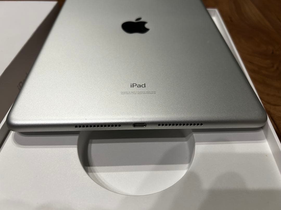 iPad 128GB 第7世代　wi-fi