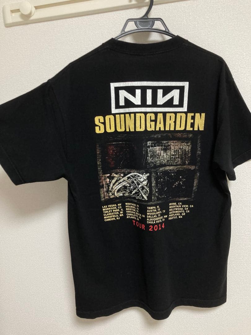 トップス NINE INCH NAILS SOUNDGARDEN TOUR 2014 L