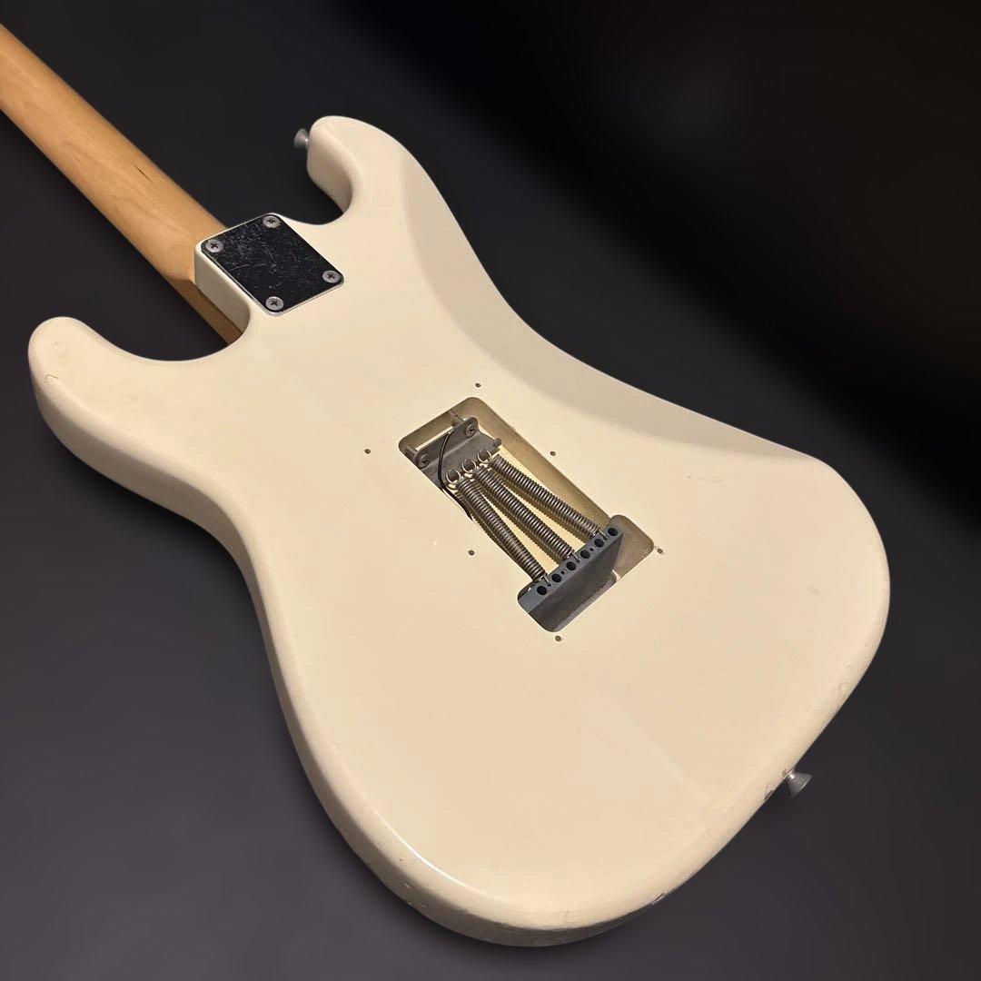 日本製　フェンダージャパン　ストラトキャスター　アイボリー　ジャパンビンテージ