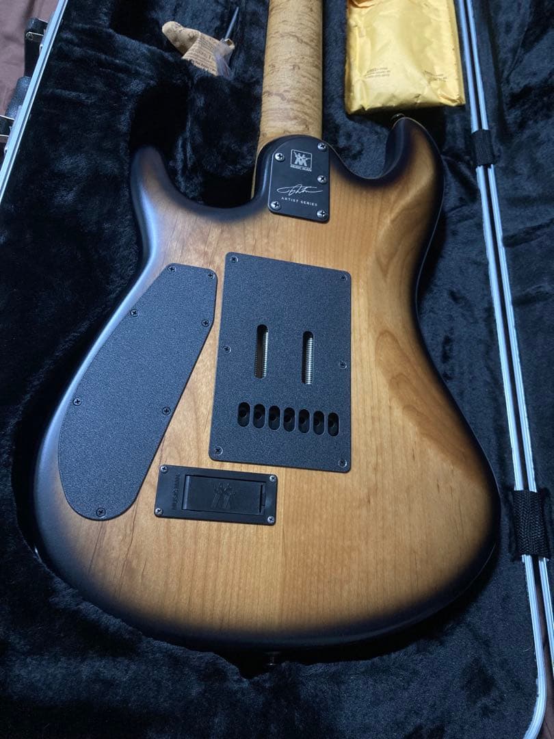 Music Man Jason Richardson Cutlass 7弦