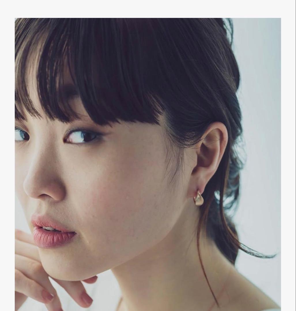 【美品】エテ フープピアス ペタル