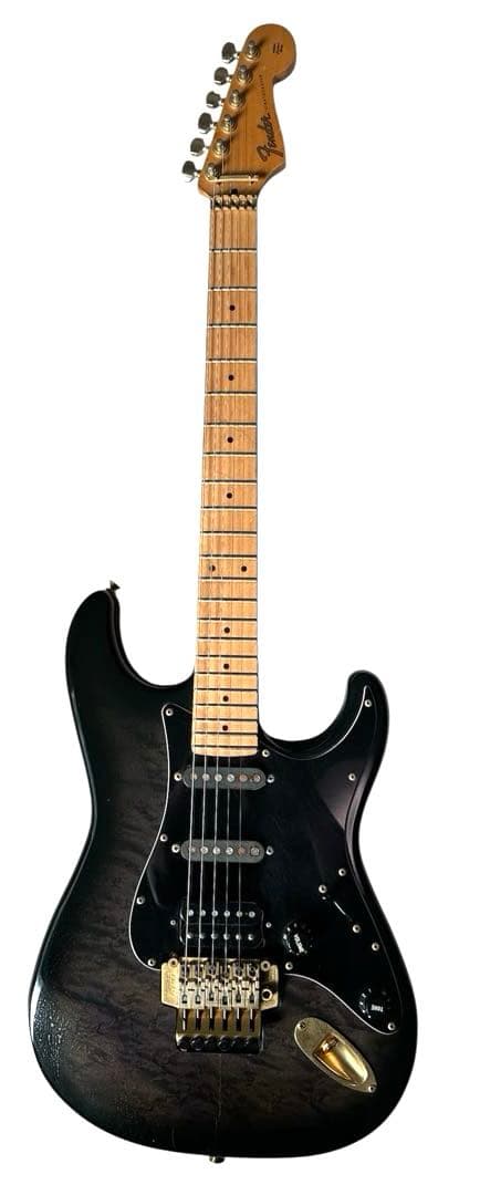 【週末限定セール！】エレキギター　Fender ストラトキャスター 純正ケース付