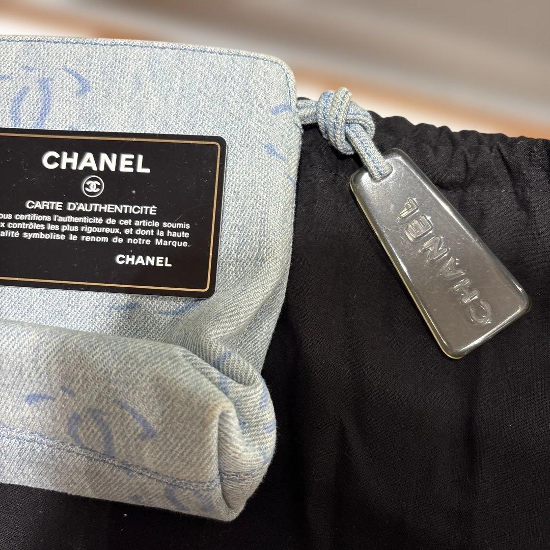 CHANEL デニムブルー クラッチバッグ