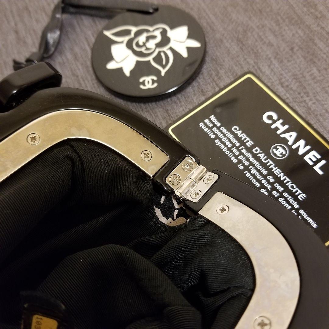 CHANEL ミニバッグ クルーズライン 鏡チャーム付き