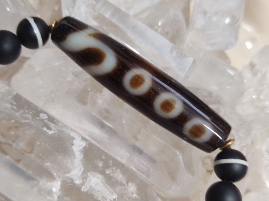 チベットジービーズ 西蔵天珠特殊龍三眼天珠(星)師珠タイガーアイズブレスレット