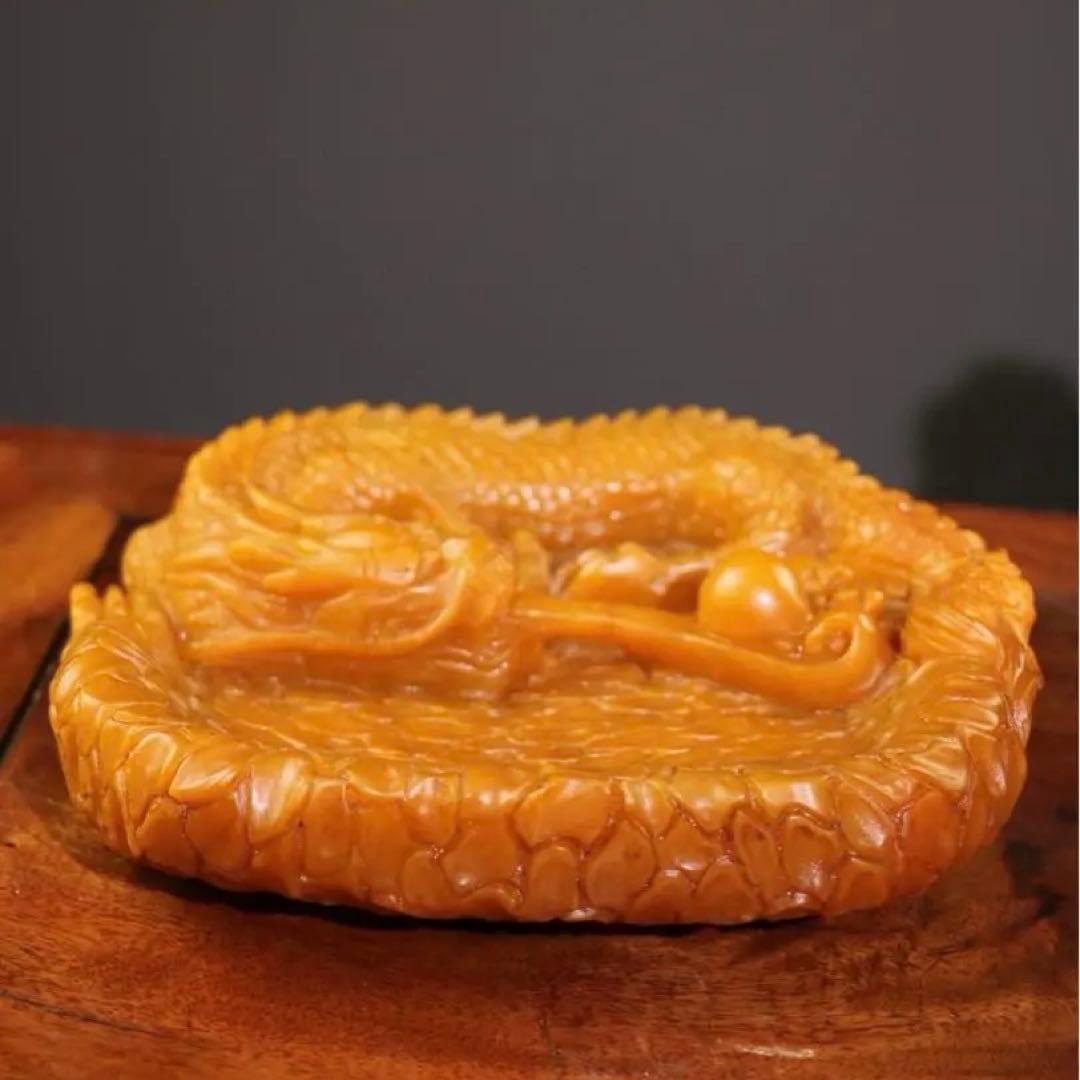 珍品 天然田黄石 水盂毛筆用 「龍騰盛世」 秋堂 作 彫刻 金龍文 文房具置物