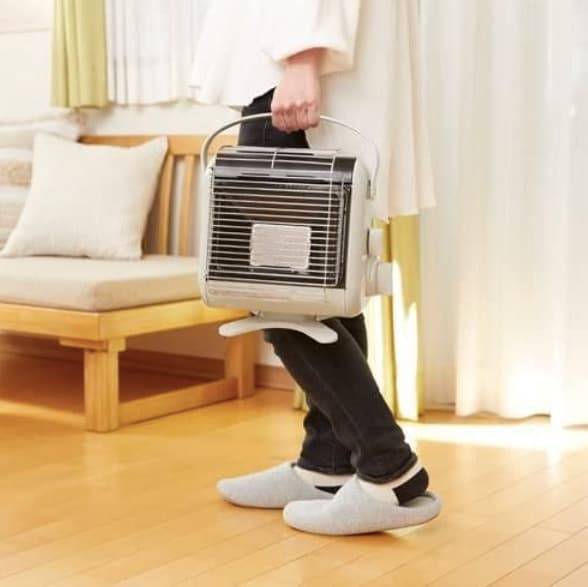 ○新品 イワタニ カセットガスストーブ 2022年モデル CB-STV-MYD2