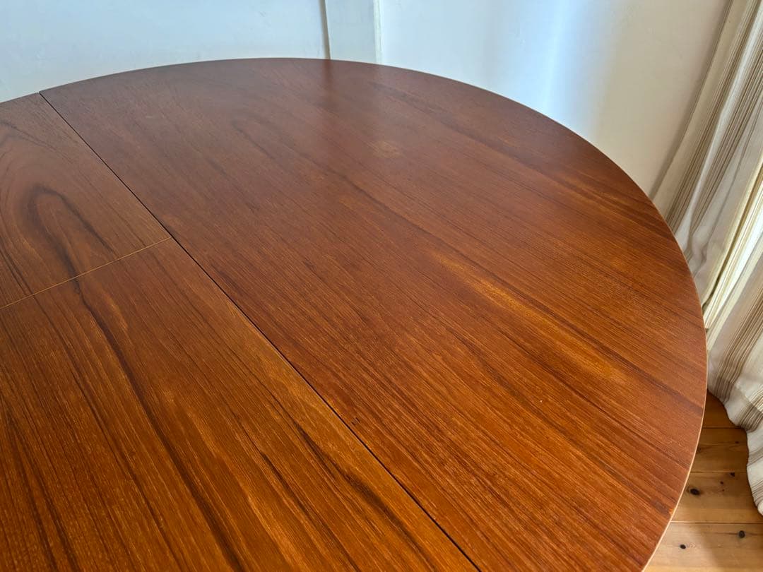 北欧ヴィンテージ　チーク　ラウンドエクステンションテーブル