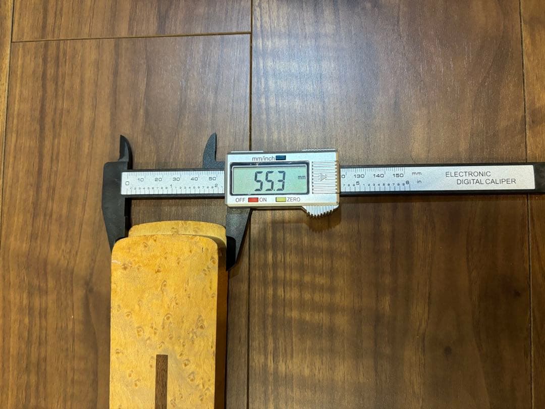 ストラト用 バーズアイ ワンピースメイプルネック 粗加工 未塗装