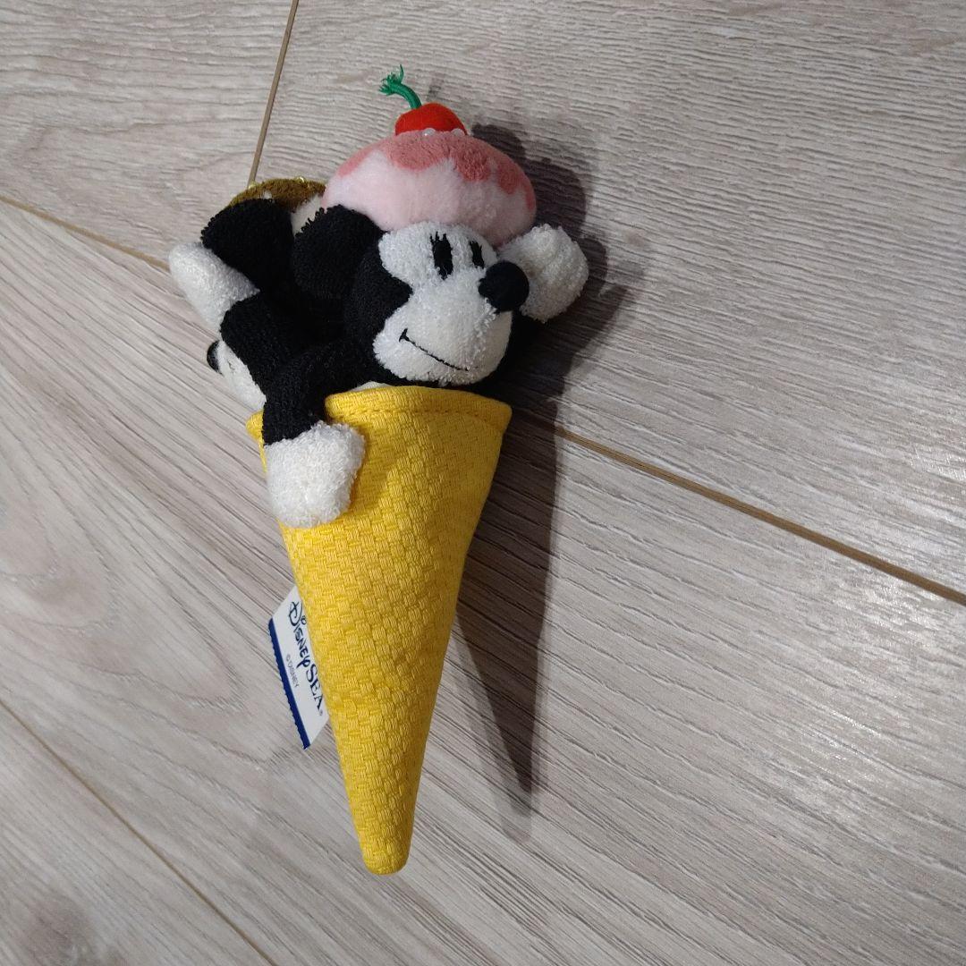 新品　ディズニーシー　激レア　アイス　コーン　ミッキー　ミニー　ぬいぐるみ