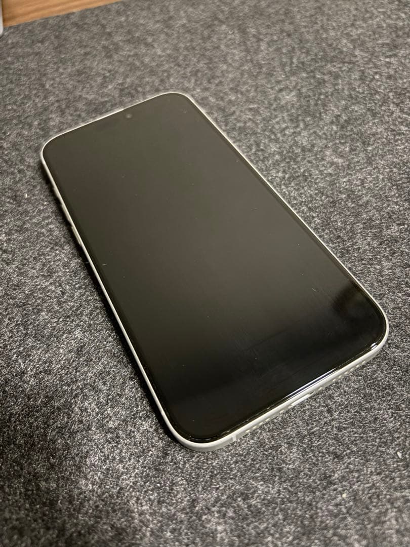 【本日発送】iPhone16Plus 128GB ホワイト　SIMフリー