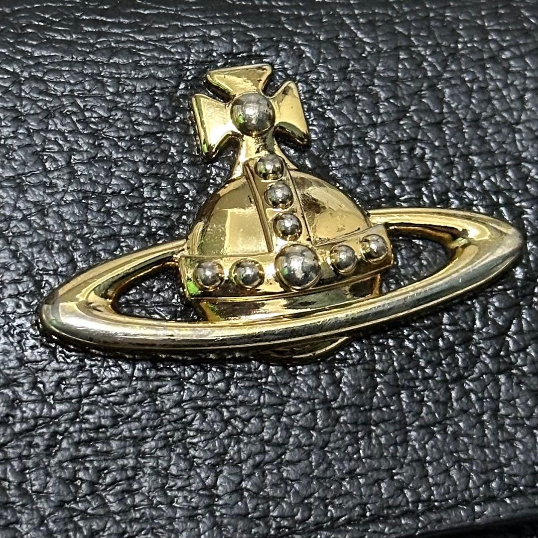 Vivienne westwood オーブロゴ　折り財布　ラウンドファスナー