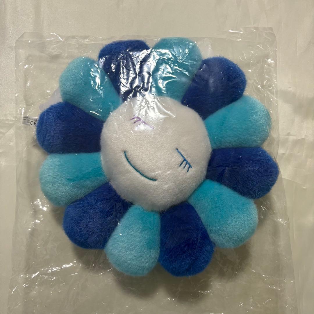 村上隆　カイカイキキ　お花のクッション　30cm 新品