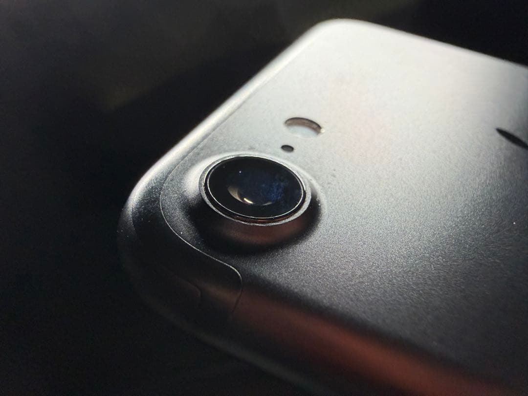 スマートフォン本体 iPone7