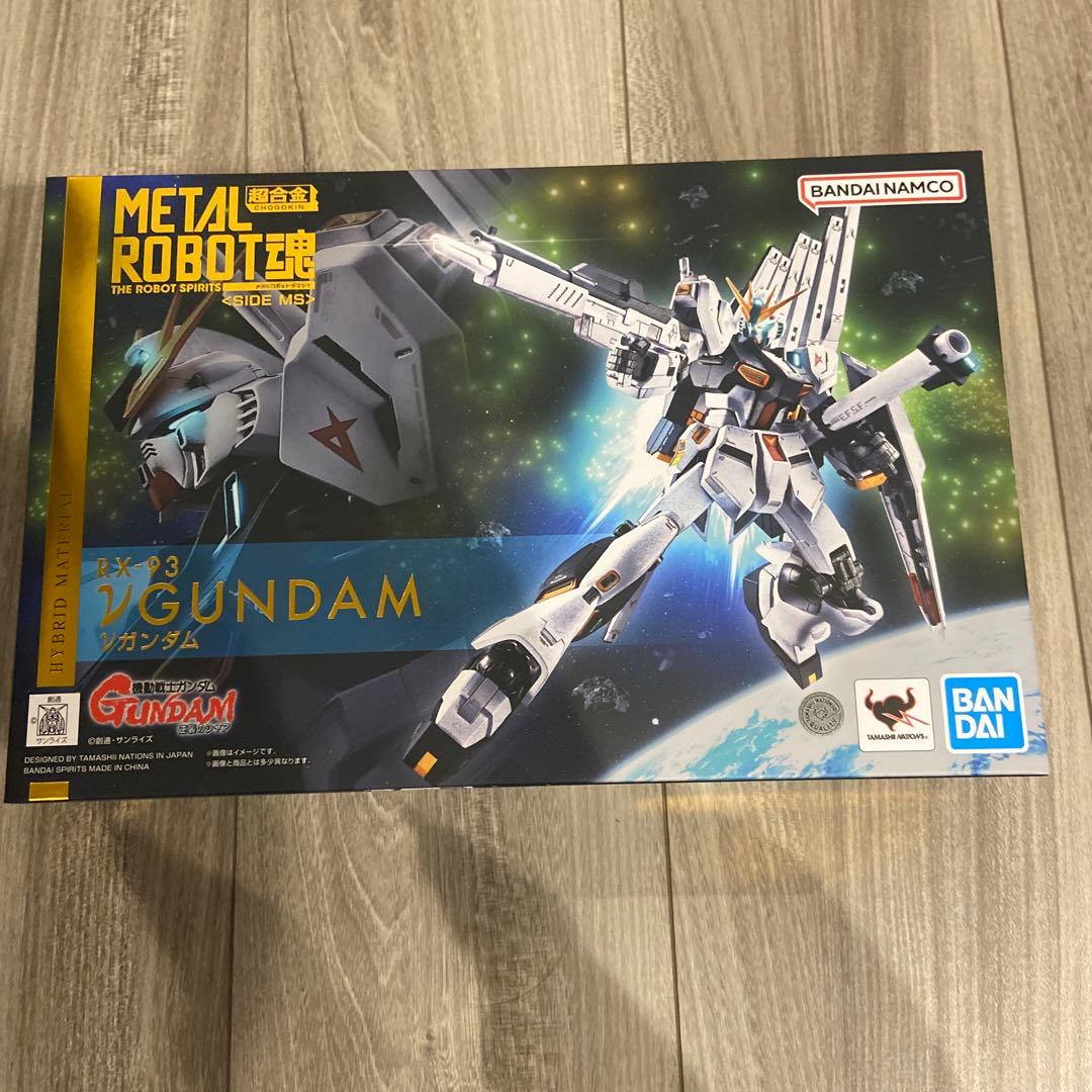 新品未開封品　BANDAI L ROBOT RX-93 νガンダム