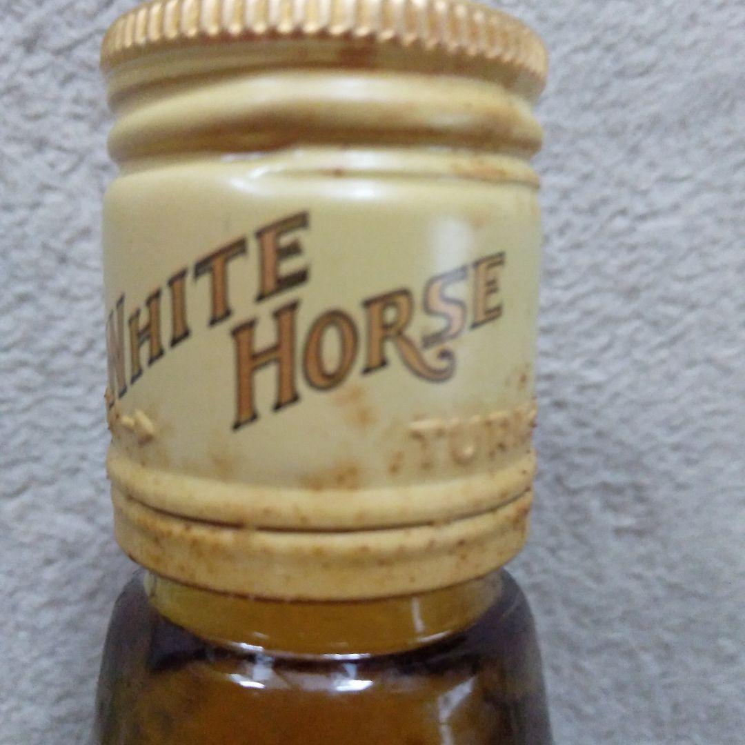 ナポレオンブランデーとホワイトホースウイスキー　専門商社の百貨店仕様ギフトセット