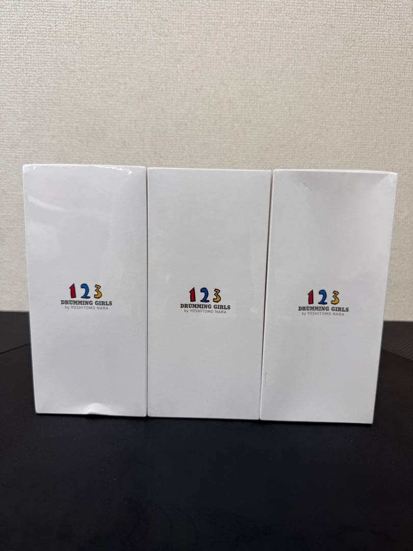 奈良美智　フィギュア3個セット　DRUMMING GIRLS