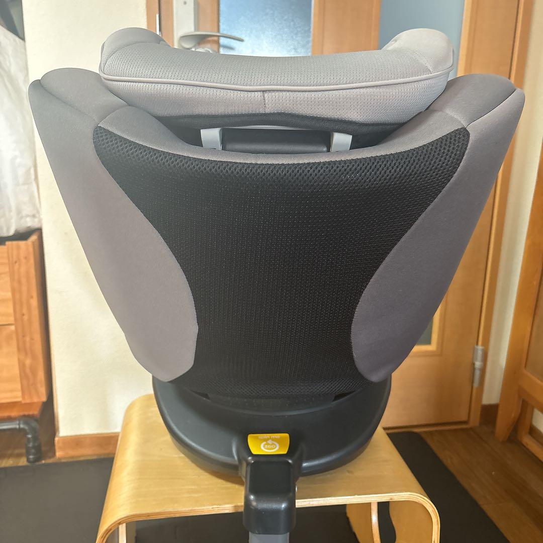 ベビーシート　Joie チャイルドシート アーク360 回転式　isofix
