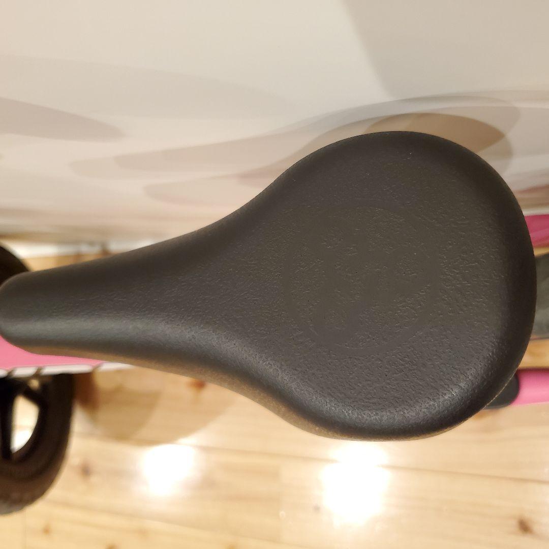 【送料込】ストライダー  ピンク  実店舗購入