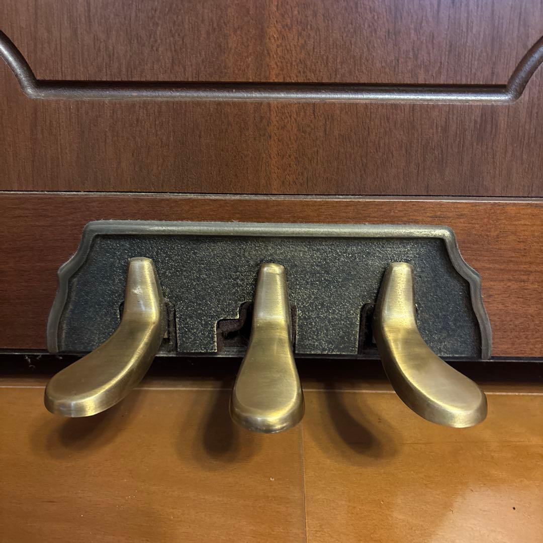 【R.7年11月調律・整調済】 KAWAI ピアノKL-62WI 椅子他付属品有