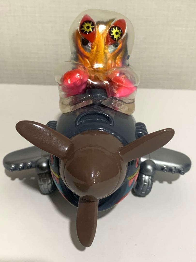 キャラクティックス　ヘドラファイター　ソフビ