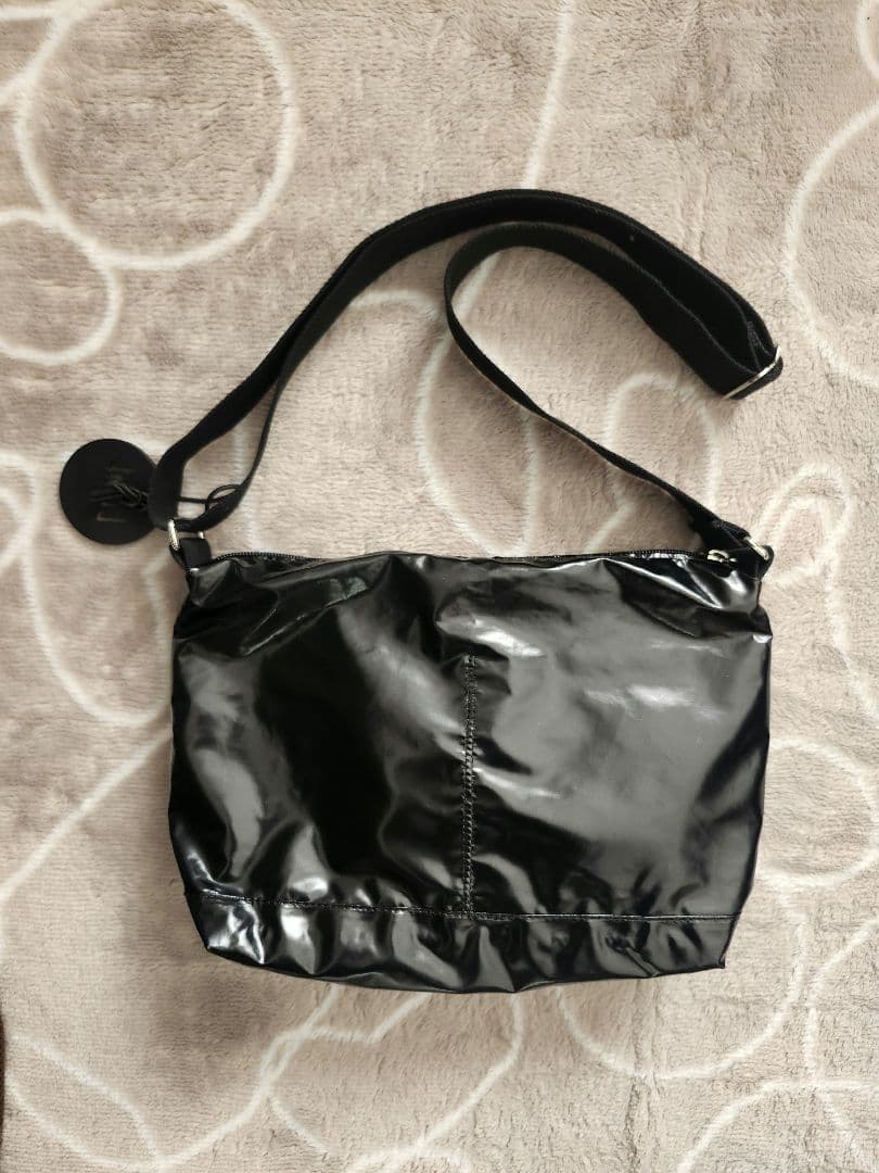 ジャックゴムのショルダーバッグRIGA　ブラック 定価30800円のお品！