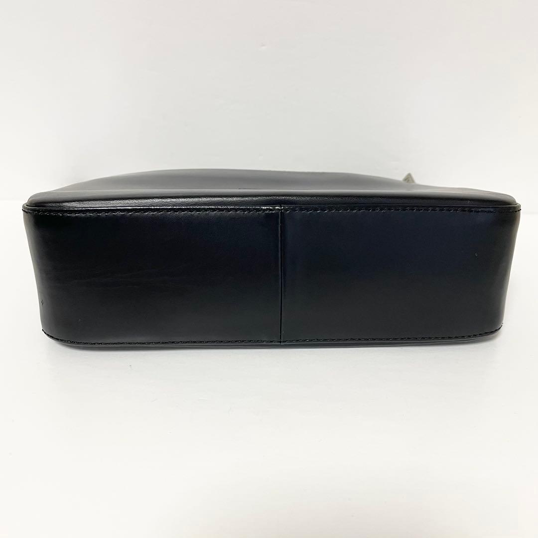 courreges クレージュ ロゴ ミニ ハンドバッグ ブラック レザー