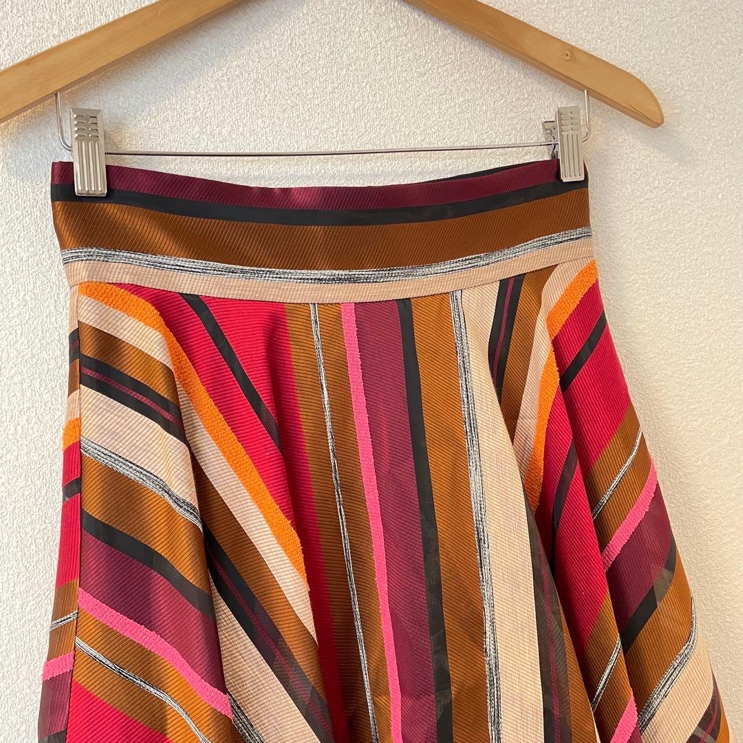 エポカ 40 マテリアルボーダー フレアスカート