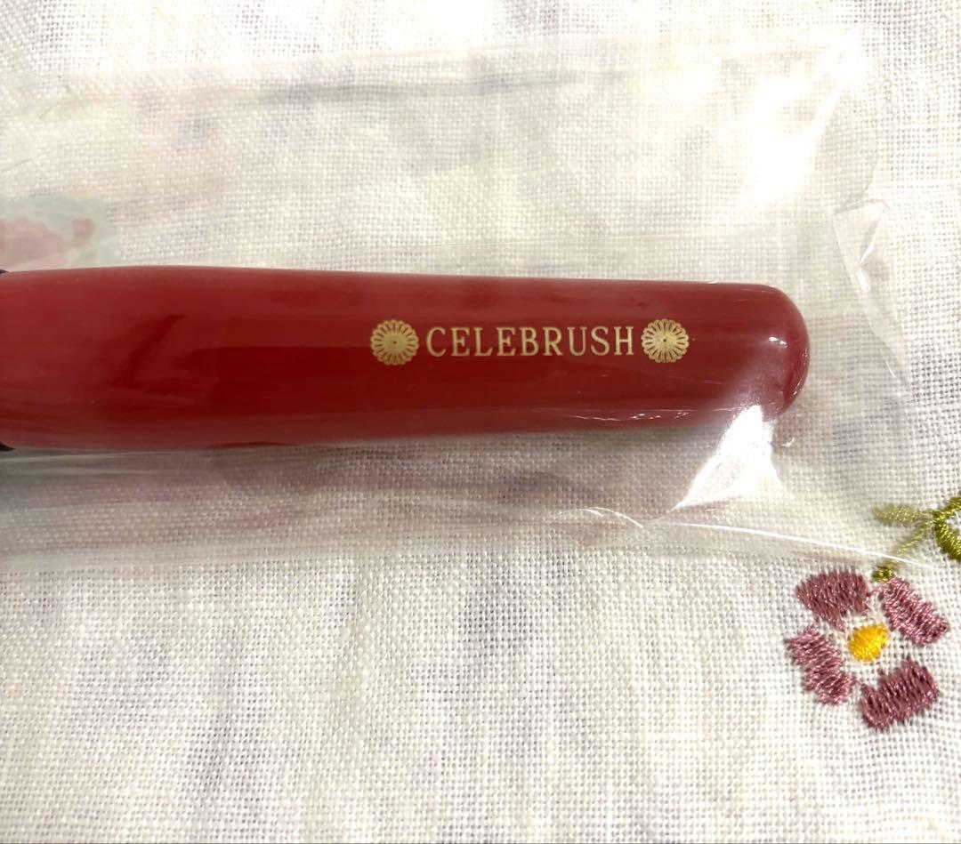 テラヘルツCELEBRUSH フェイスブラシ 赤
