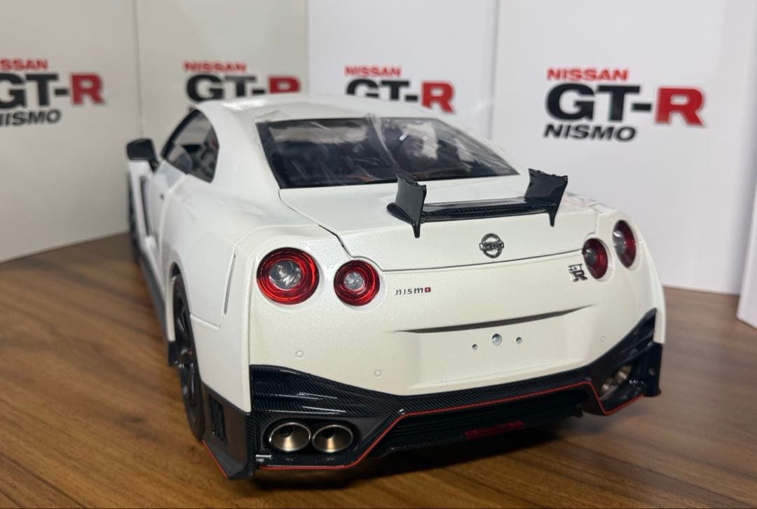 ディアゴスティーニ　R35 GTR ニスモ　未完成品