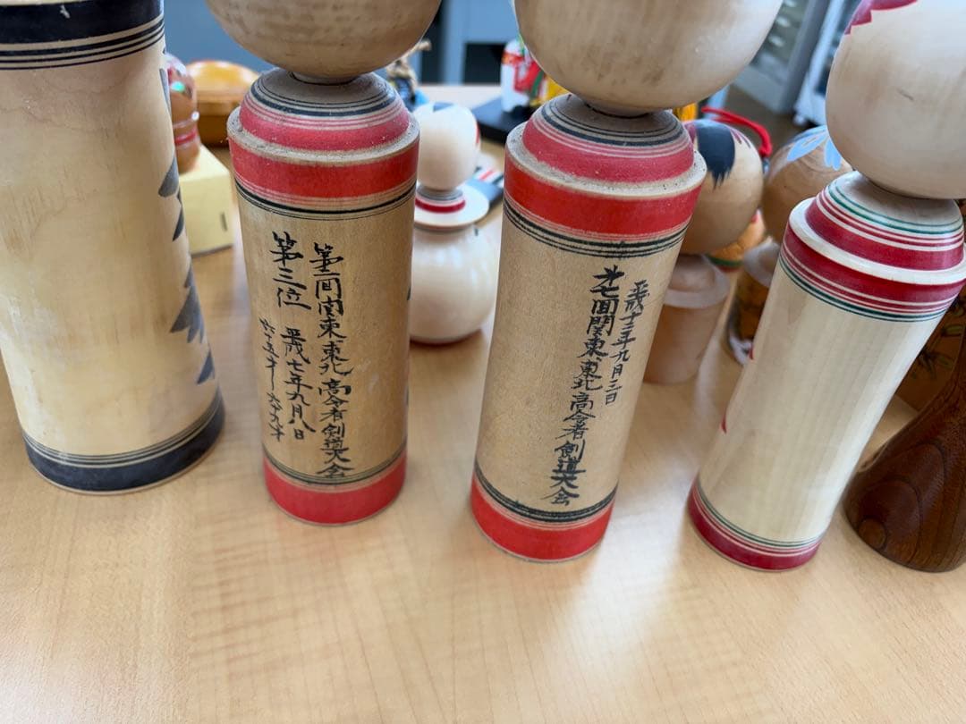 伝統的なこけし人形セット