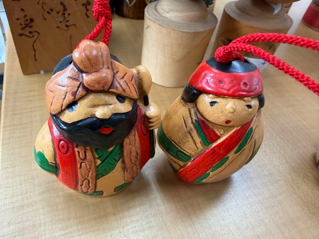 伝統的なこけし人形セット