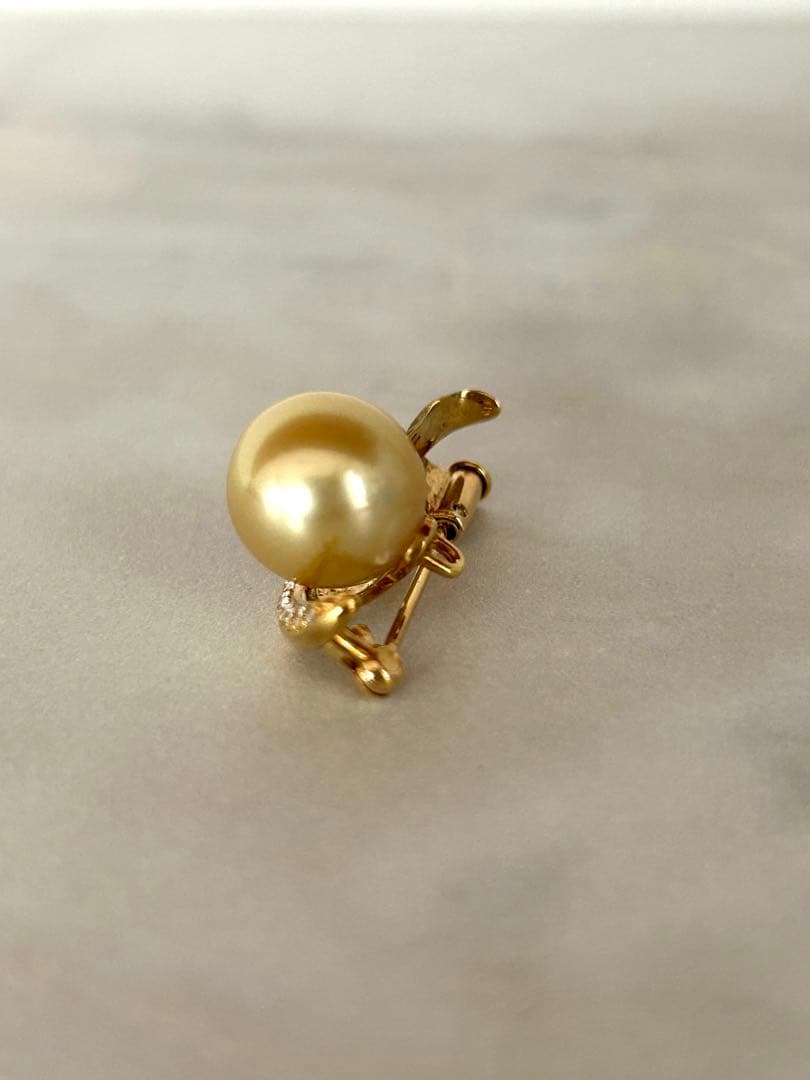 南洋真珠　ブローチ　K18 ダイヤモンド　ゴールド